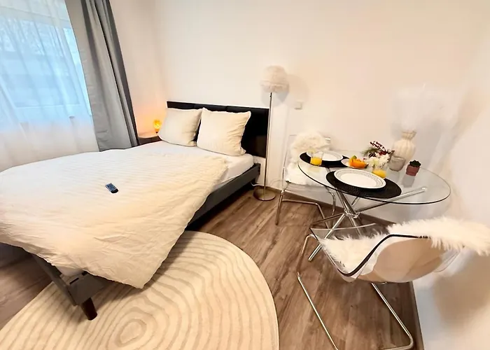 Διαμέρισμα Zentrumsnahe - Tram, Amazon Prime Und Self Check In *